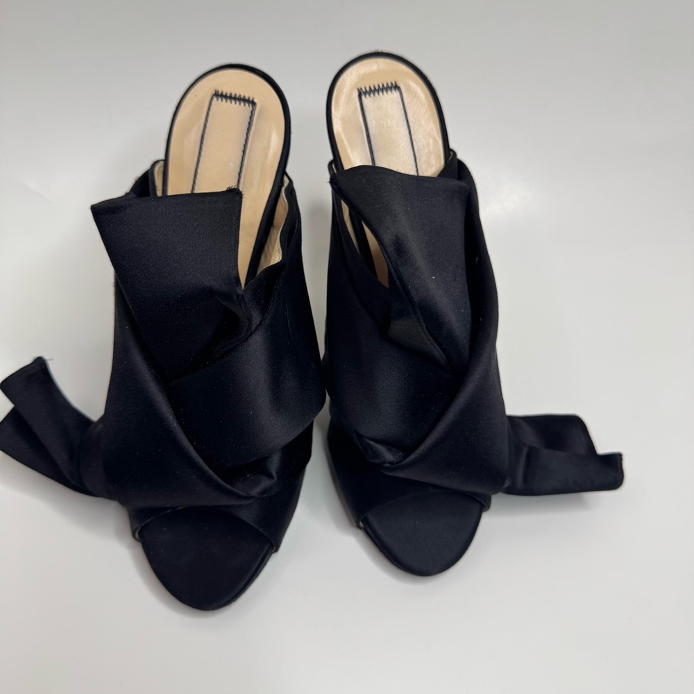 No. 21 Black Satin Mules